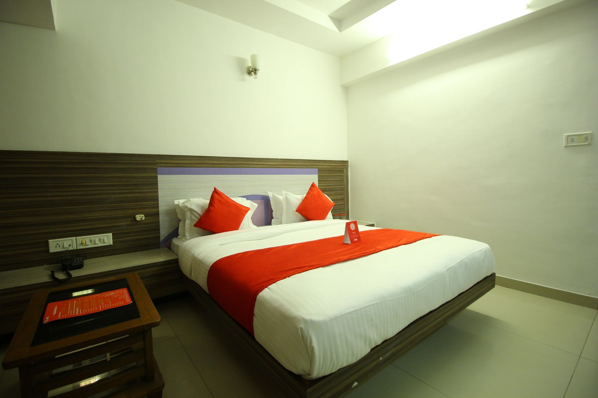 Oyo 8758 Hotel Swagatam Ahmedabad Exterior foto