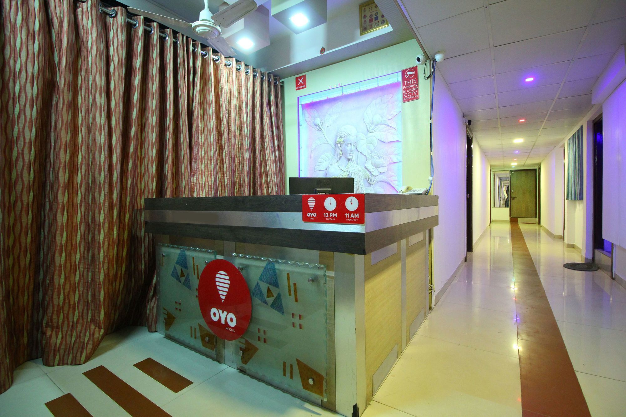 Oyo 8758 Hotel Swagatam Ahmedabad Exterior foto